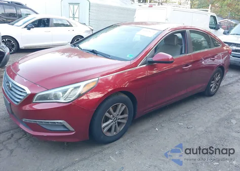 2015 Hyundai Sonata Se z USA, uszkodzony, nr VIN 5NPE24AF8FH172220